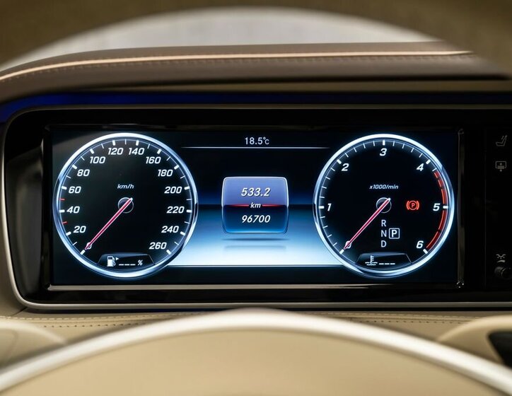 Mercedes-Benz Třídy S 24