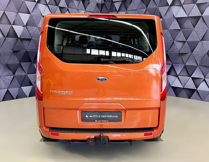 Ford Tourneo Custom Ostatní 2,0 l 96 kw