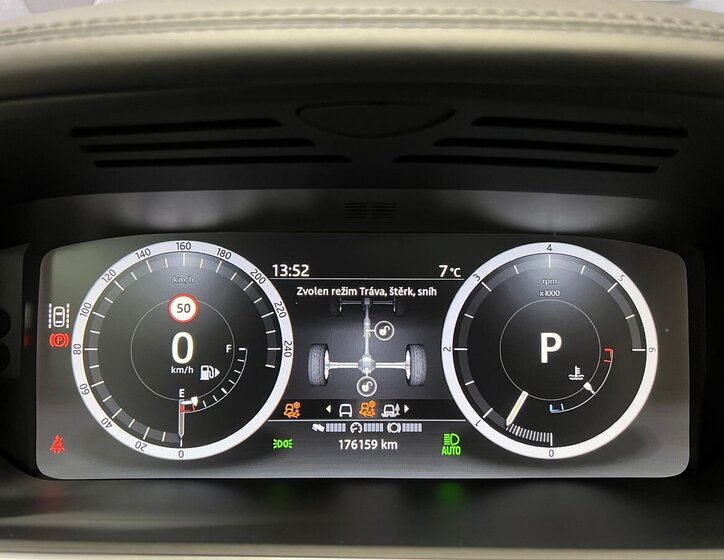 Land Rover Range Rover SUV / Terénní 4,4 l 250 kw