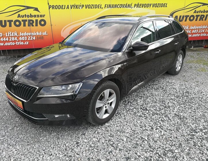 Škoda Superb Kombi 2,0 l 110 kw