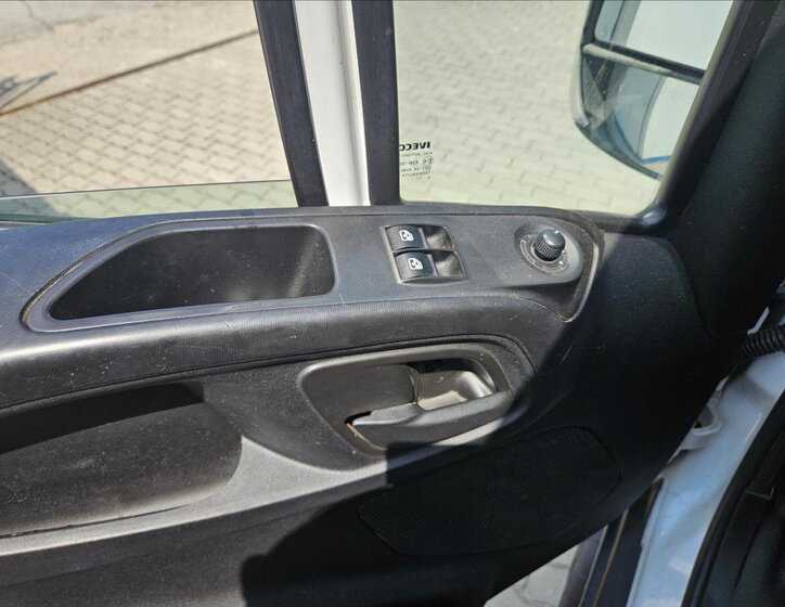 Iveco Daily Sklápěč 2,3 l 93 kw