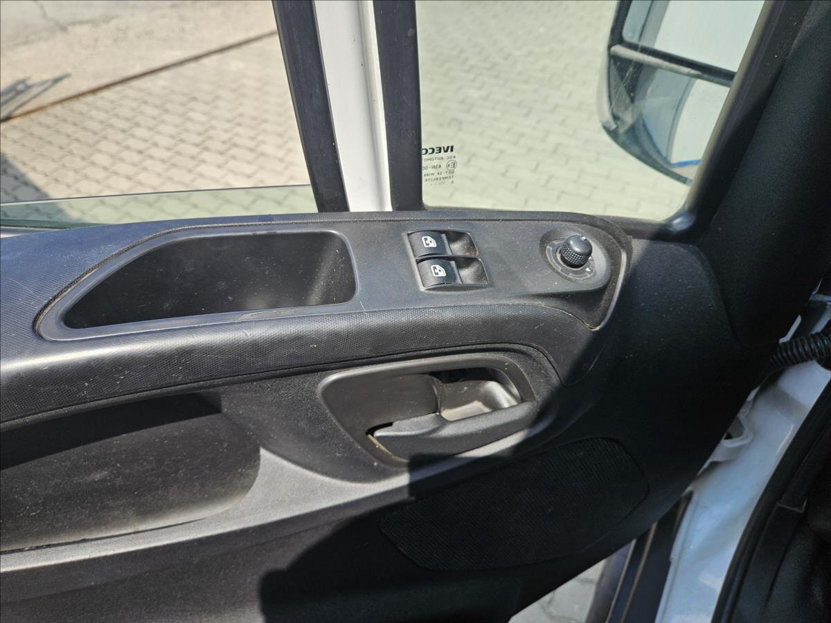 Iveco Daily Sklápěč 2,3 l 93 kw