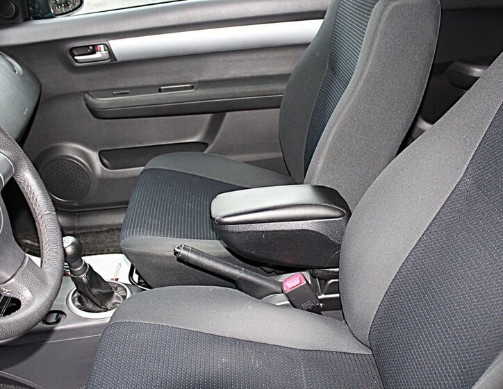 Suzuki Swift Hatchback 1,3 l 67 kw