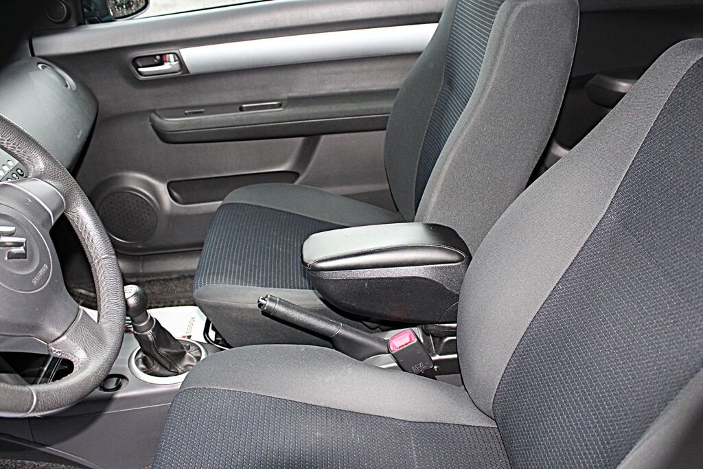 Suzuki Swift Hatchback 1,3 l 67 kw