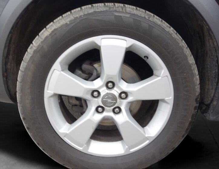 Opel Antara SUV / Terénní 2,0 l 110 kw