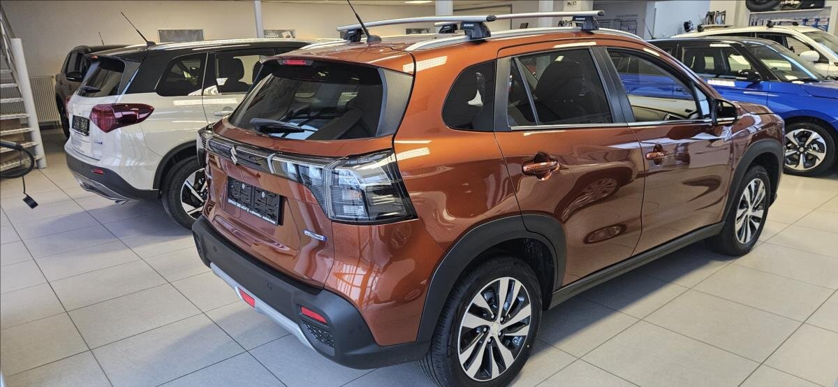 Suzuki S-Cross SUV 1,4 l 81 kw