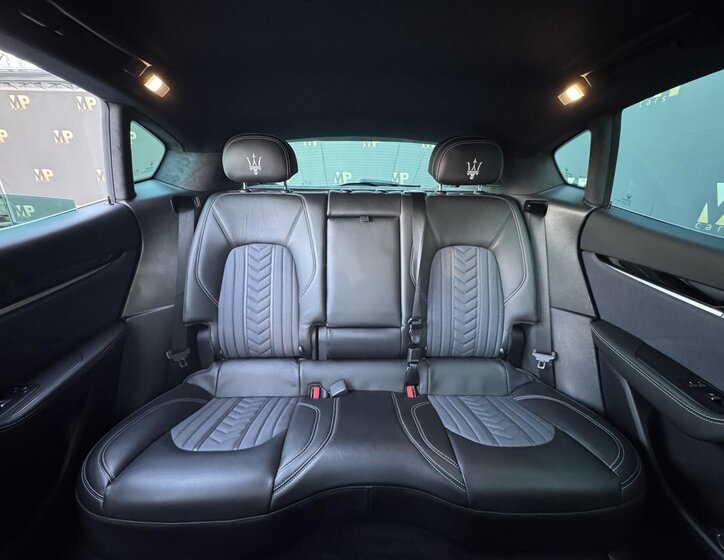 Maserati Levante SUV 3,0 l 257 kw