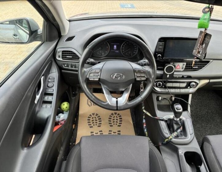 Hyundai i30 Kombi 1,6 l 85 kw