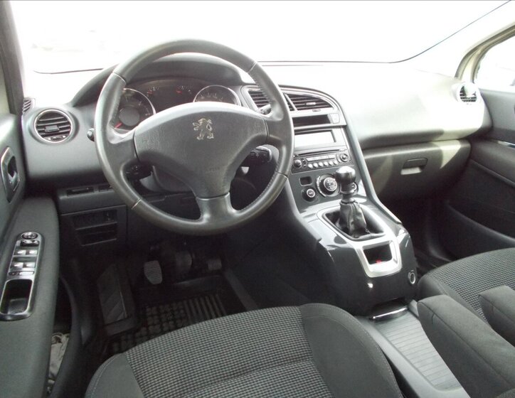 Peugeot 5008 MPV 1,6 l 80 kw