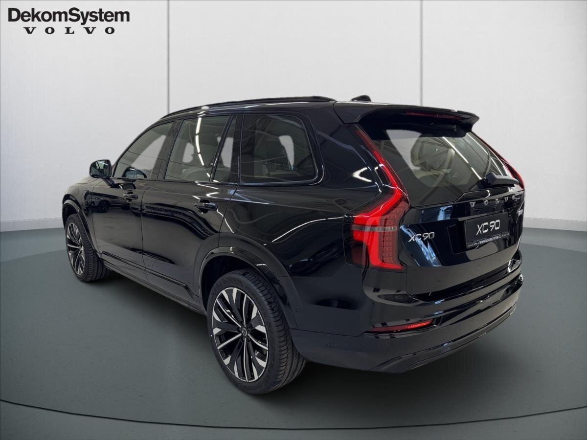 Volvo XC90 SUV 2,0 l 335 kw