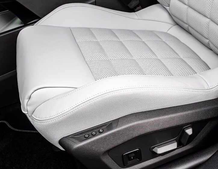 Citroën C5 Aircross SUV / Terénní 1,2 l 107 kw