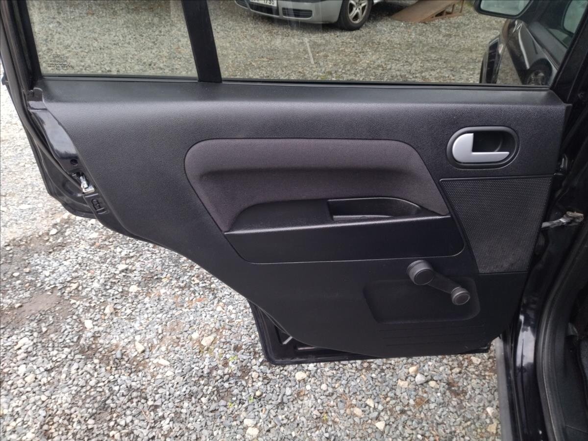 Ford Fusion MPV 1,4 l 59 kw