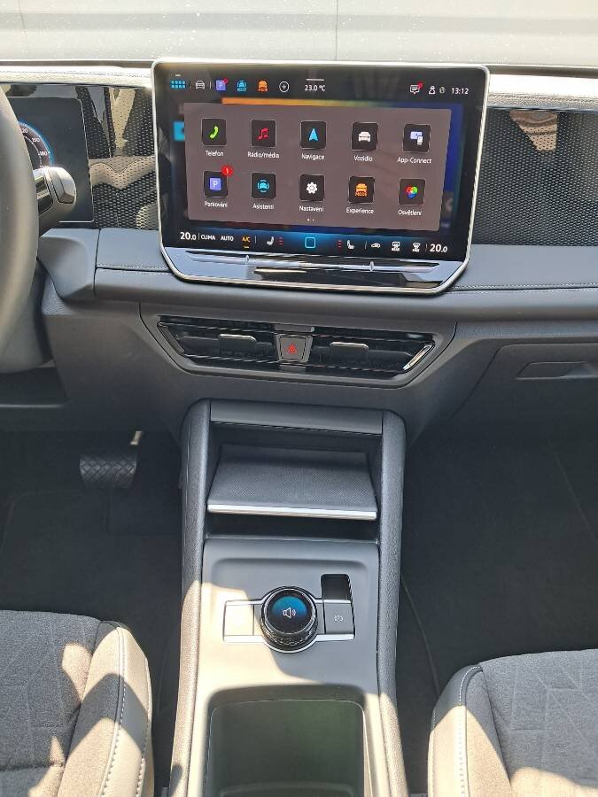 Volkswagen Tiguan SUV / Terénní 1,5 l 110 kw