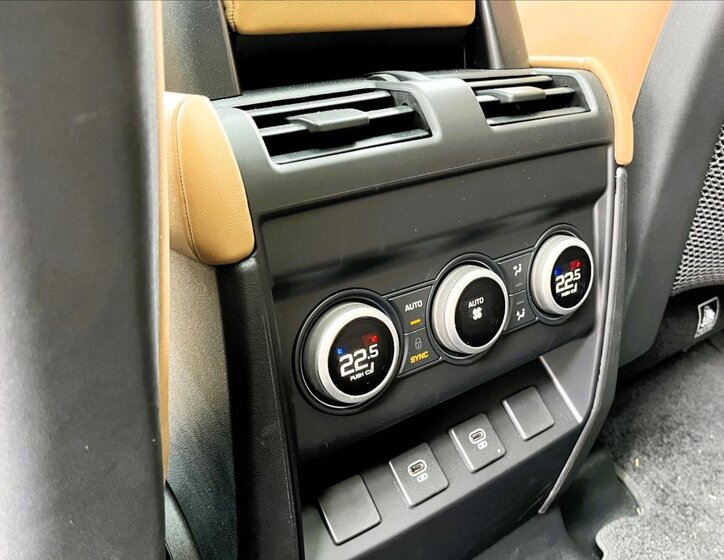 Land Rover Defender SUV 5,0 l 313 kw