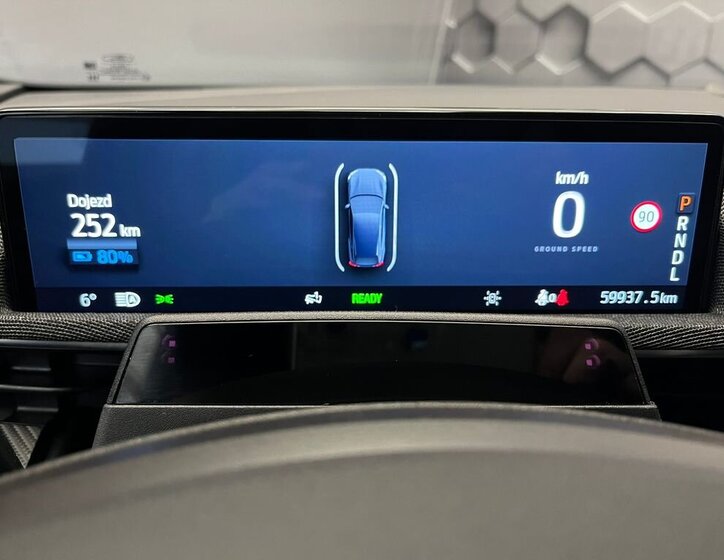 Ford Mustang Mach-E SUV 0,0 198 kw