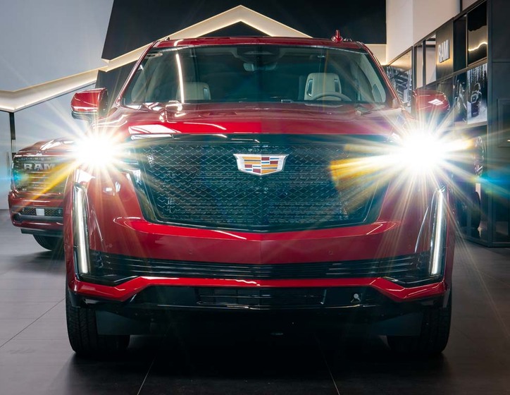 Cadillac Escalade 12