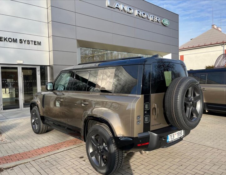 Land Rover Defender SUV / Terénní 3,0 l 183 kw