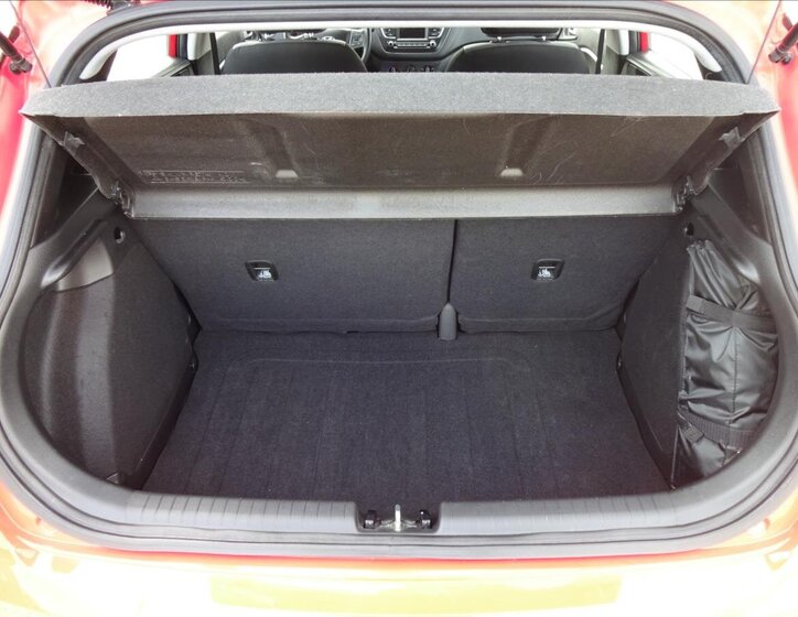 Hyundai i20 Hatchback 1,2 l 55 kw