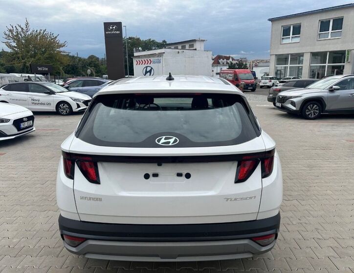 Hyundai Tucson 4
