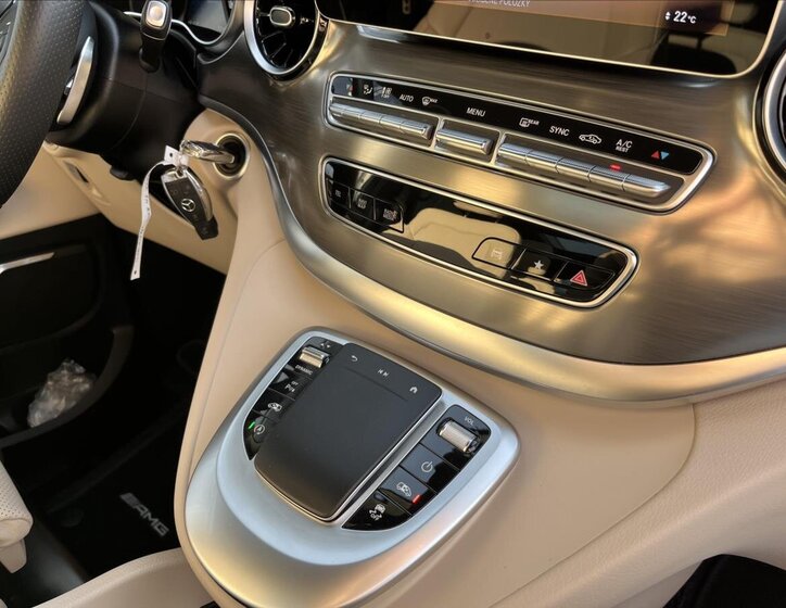 Mercedes-Benz Třídy V MPV 2,0 l 174 kw