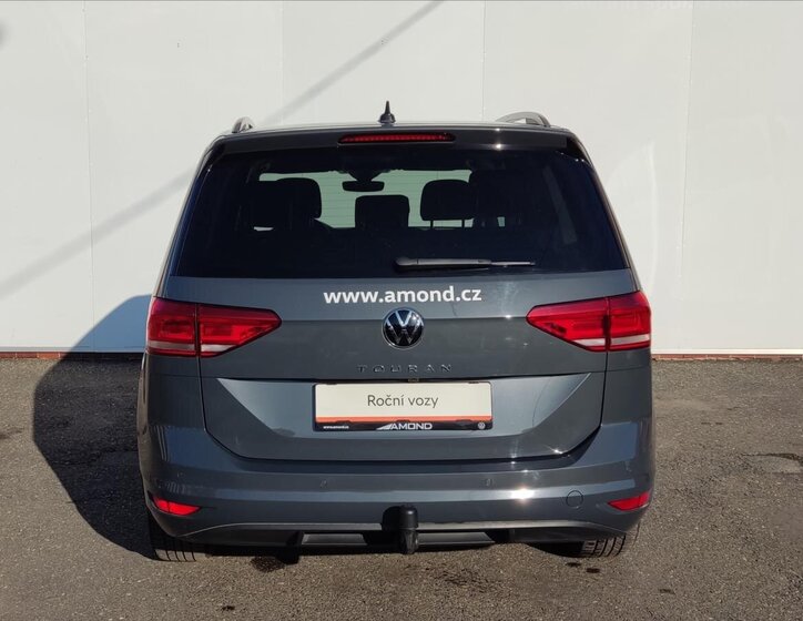 Volkswagen Touran MPV 1,5 l 110 kw