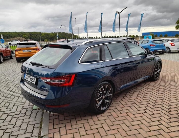 Škoda Superb Kombi 2,0 l 200 kw