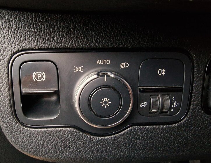 Mercedes-Benz Sprinter Skříň 2,1 l 105 kw