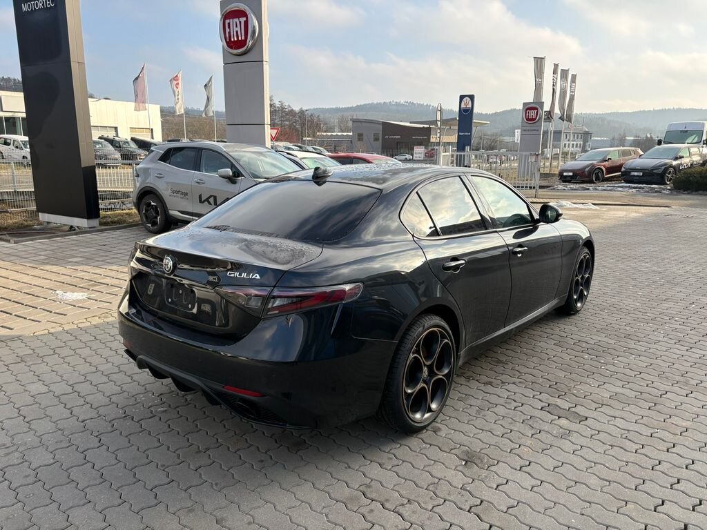 Alfa Romeo Giulia Sedan 2,0 l 206 kw