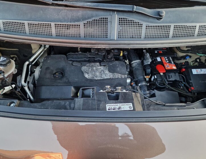 Peugeot Traveller MPV 2,0 l 130 kw