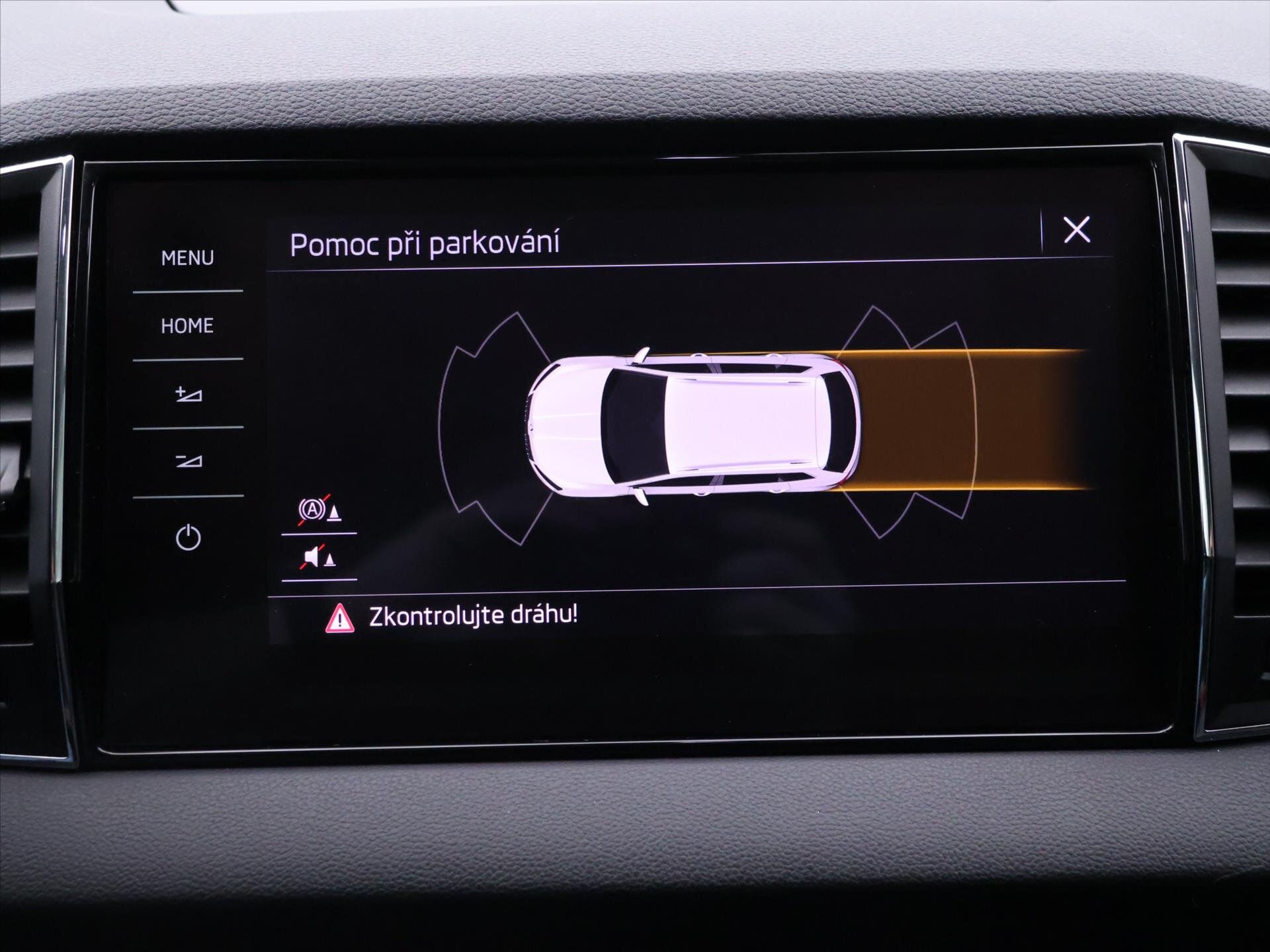 Škoda Karoq SUV / Terénní 2,0 l 85 kw