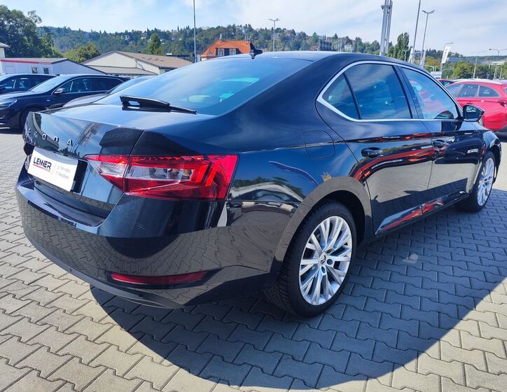 Škoda Superb 5