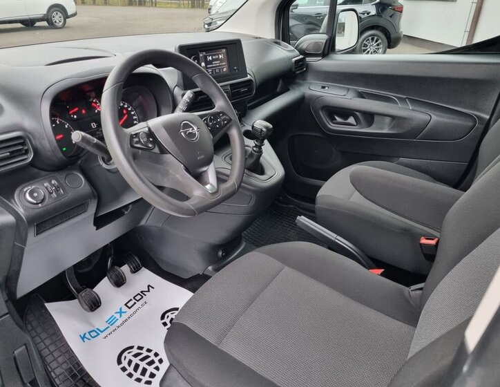 Opel Combo Skříň 1,5 l 96 kw