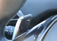 Peugeot 5008 SUV 1,6 l 133 kw