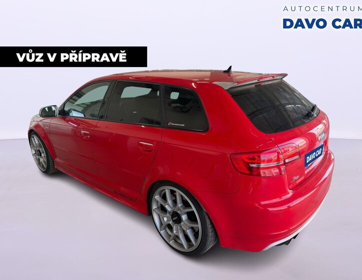 Audi RS 3 Hatchback 2,5 l 294 kw