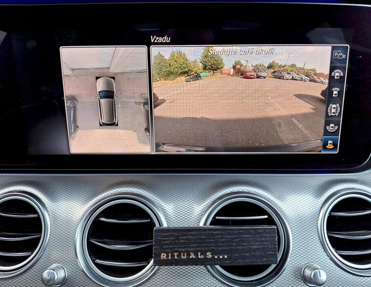 Mercedes-Benz Třídy E 24