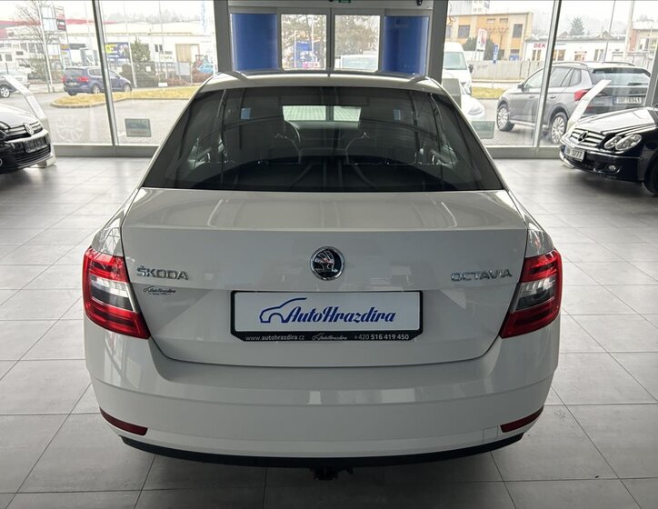 Škoda Octavia Sedan 2,0 l 110 kw