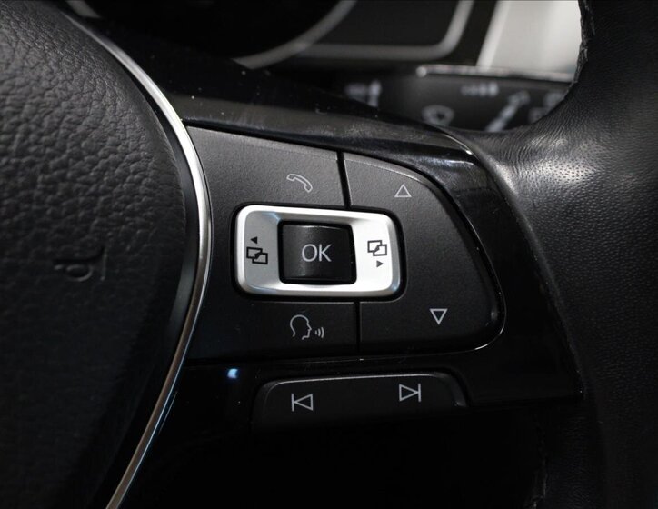 Volkswagen Passat 19