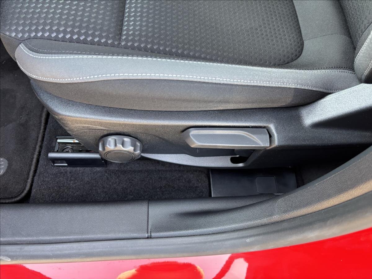 Ford Focus Kombi 999,0 92 kw