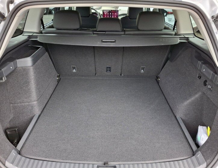 Škoda Kodiaq SUV / Terénní 1,5 l 150 kw