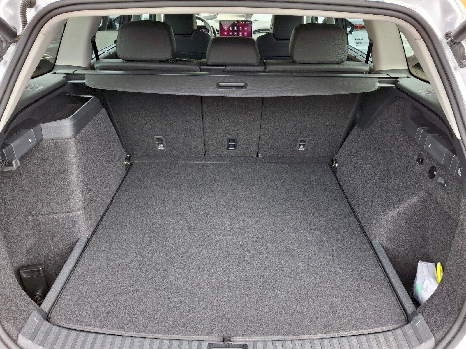 Škoda Kodiaq SUV / Terénní 1,5 l 150 kw