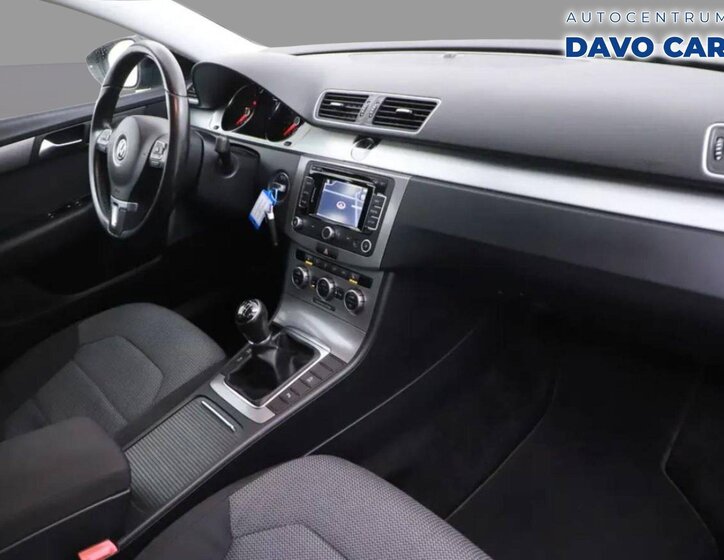 Volkswagen Passat Kombi 1,4 l 90 kw