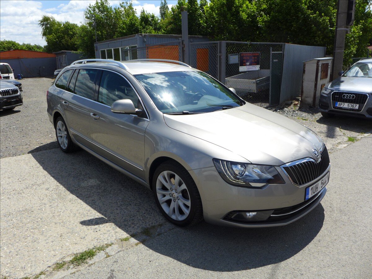 Škoda Superb