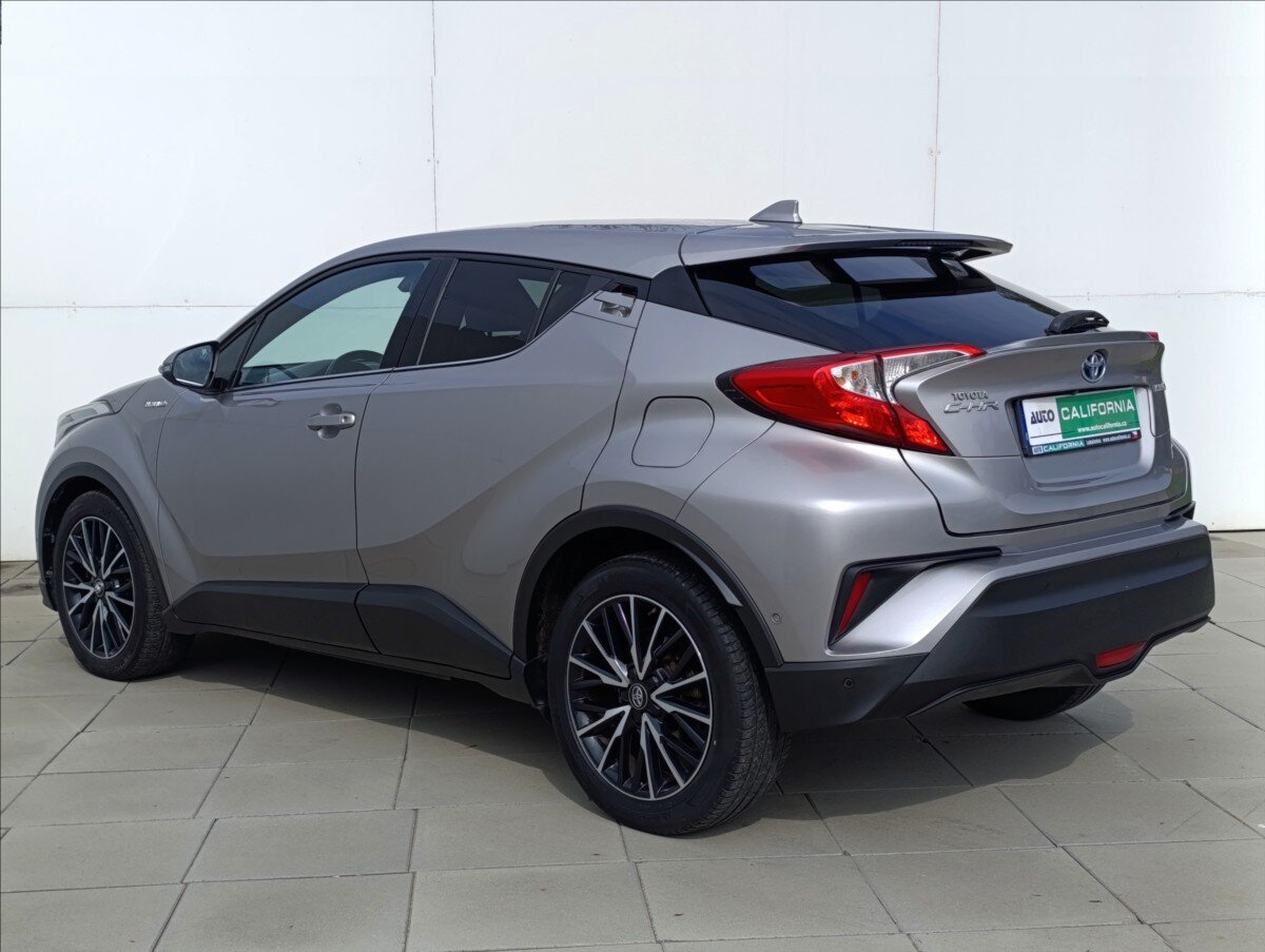 Toyota C-HR Hatchback 1,8 l 72 kw