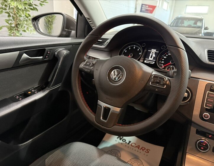 Volkswagen Passat Kombi 1,4 l 90 kw