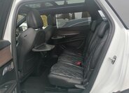 Peugeot 5008 SUV 1,5 l 96 kw