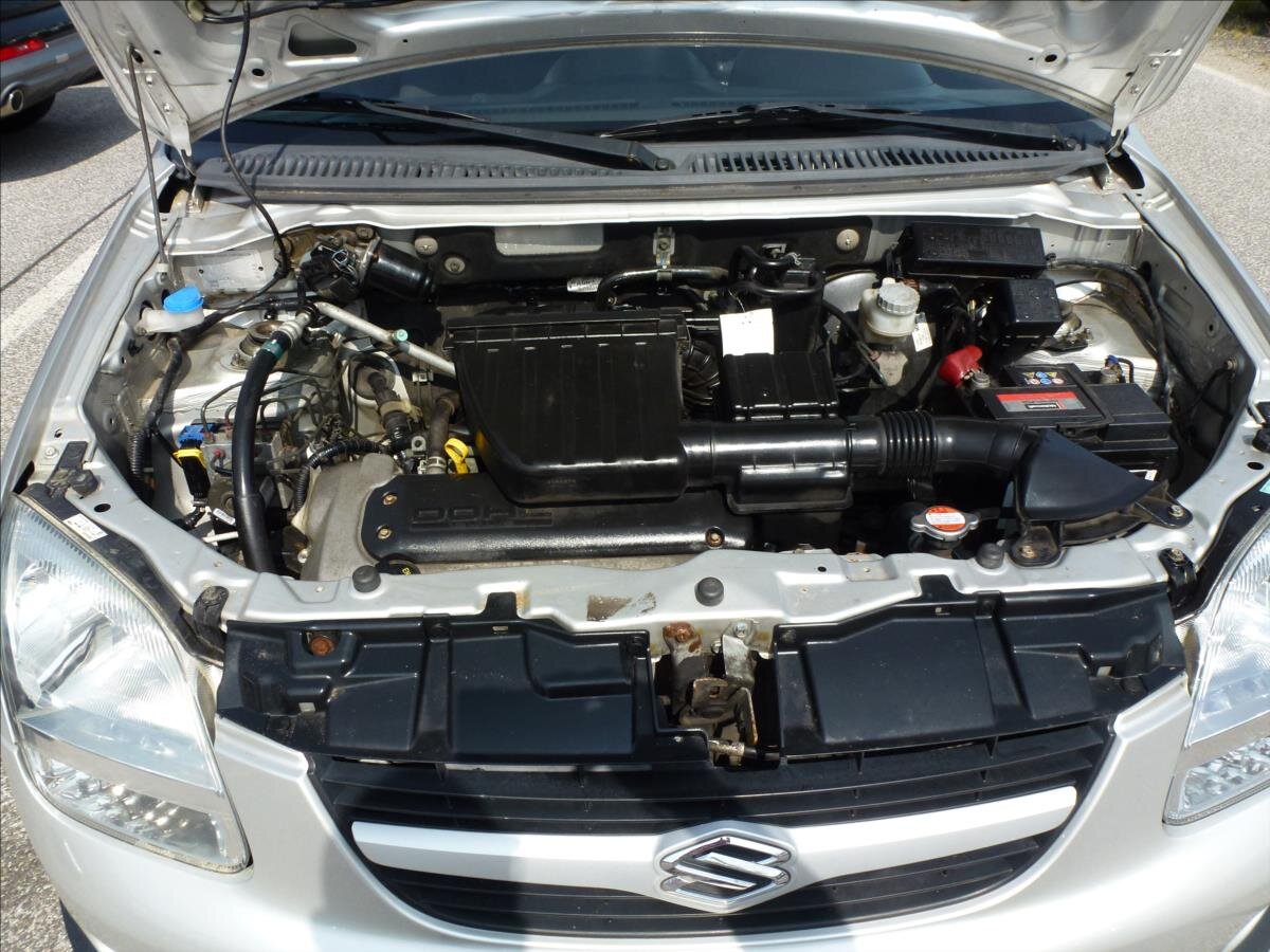 Suzuki Ignis Kombi 1,5 l 73 kw