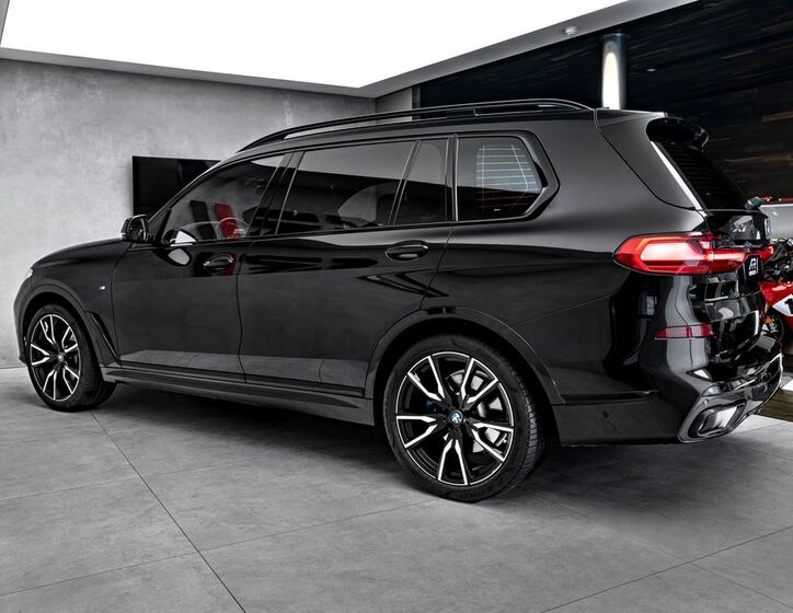 BMW X7 7