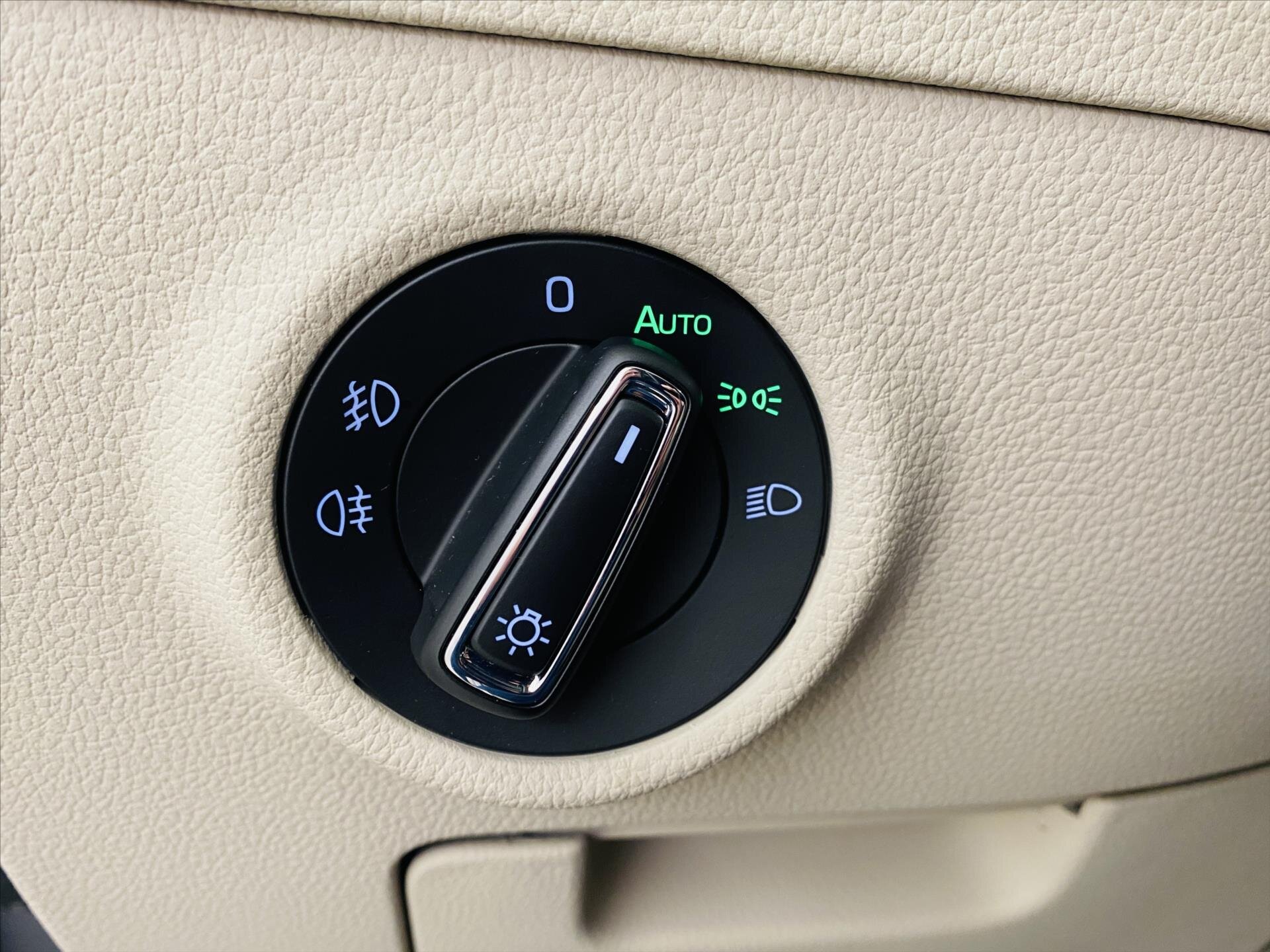 Škoda Superb Liftback 2,0 l 147 kw