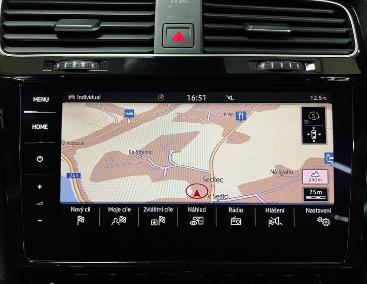 Volkswagen Golf Kombi 2,0 l 221 kw