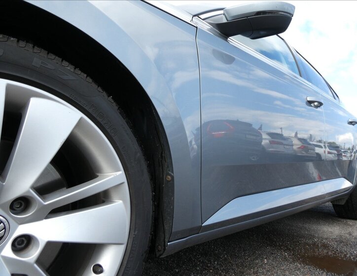 Škoda Superb Liftback 2,0 l 110 kw